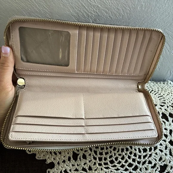 Michael Kors Beige Wallet - Picture 3 of 5